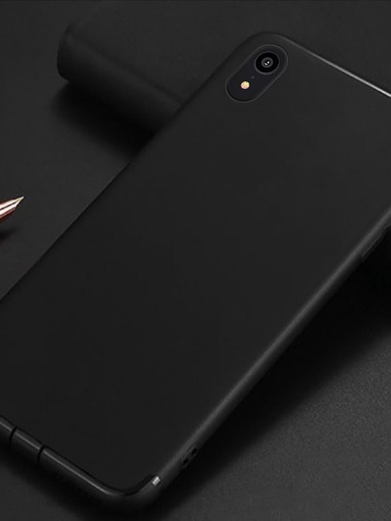 czarny elastyczny case iphone