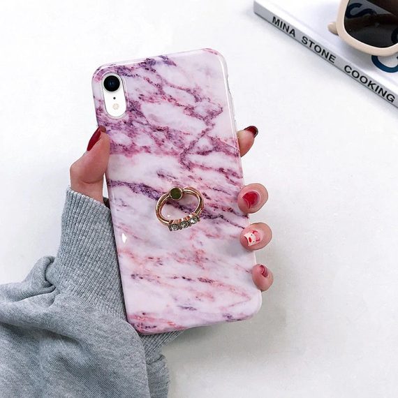 Etui do iPhone XR różowo-fioletowy marmurek ze złotym uchwytem