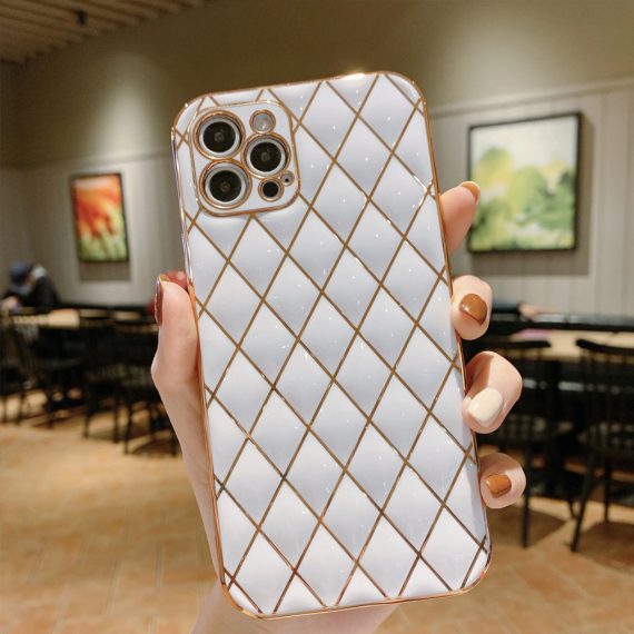 case iphone 12 pro z białym złotem ochrona aparatu 1