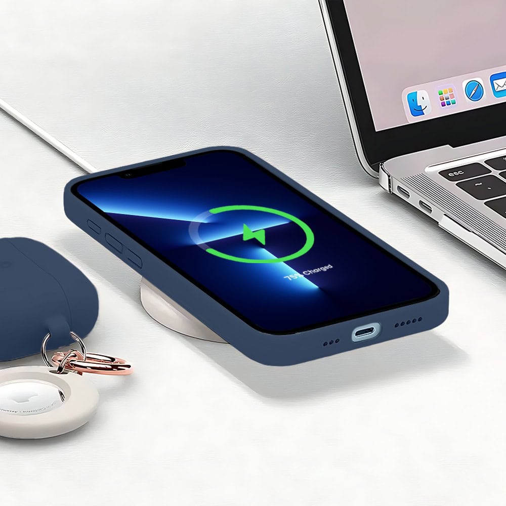Etui do iPhone 13 Pro Max silikonowe z mikrofibrą soft touch z osłoną na aparat, granatowe (1)