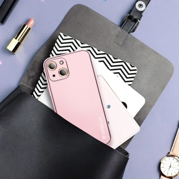 etui do iphone 14 minimalistyczne skórzane z ochroną aparatu i srebrnym wykończeniem, różowe
