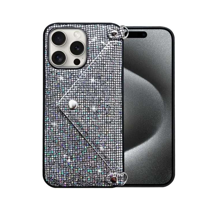 etui do iphone 15 pro max, eleganckie, błyszczące, torebka z łańcuszkiem, srebrne
