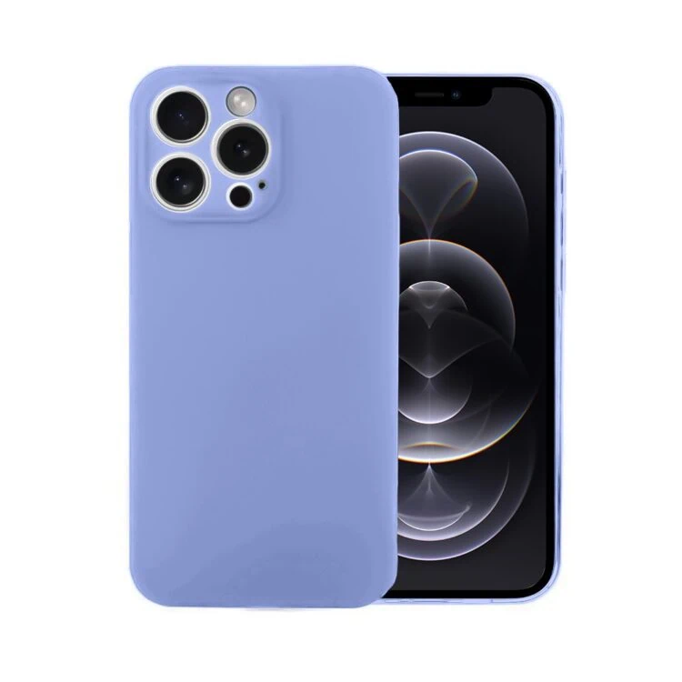 Smartfon w niebieskim etui.