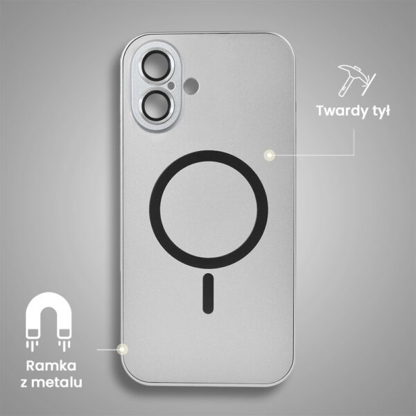 Srebrny smartfon, magnetyczne mocowanie, podwójny aparat.