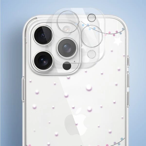 Etui do iPhone 16 Pro, świąteczny las choinek, przeźroczyste (6) Biały smartfon, potrójny aparat, ozdobny tło.