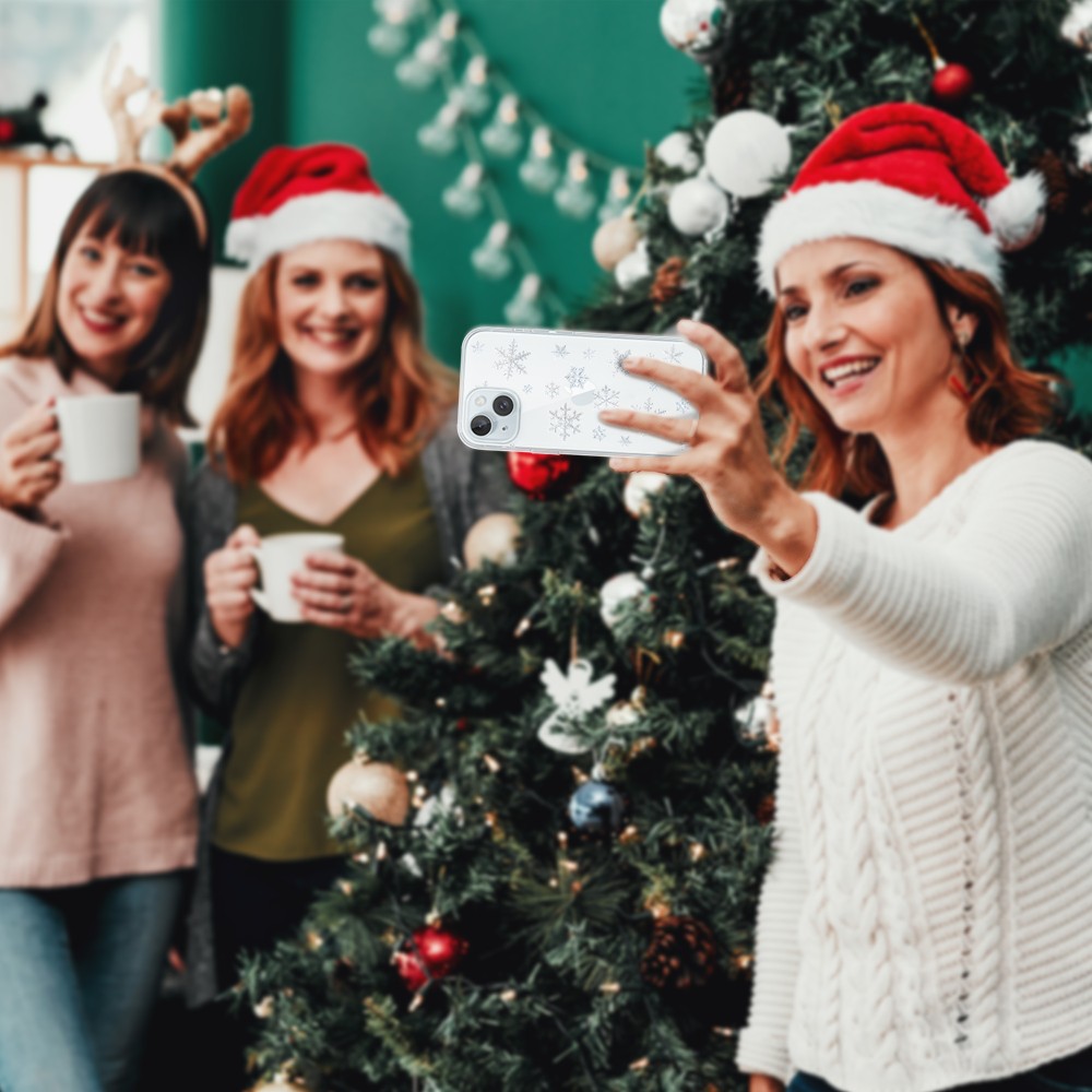 Etui do iPhone 15, Zimowa Magia, Delikatne płatki śniegu, przeźroczyste4