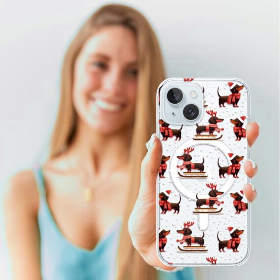 Etui do iPhone 15 z MagSafe, Przytulne święta, Jamniki na saniach, przeźroczyste3