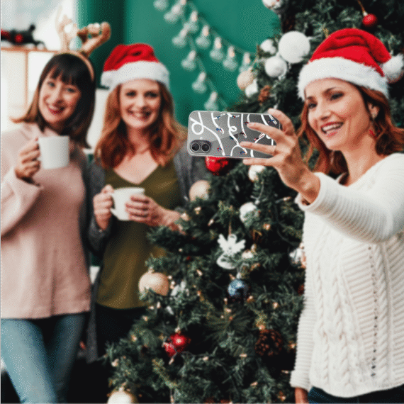 Etui do iPhone 16, Zimowa Magia, Narciarskie wiraże, przeźroczyste6