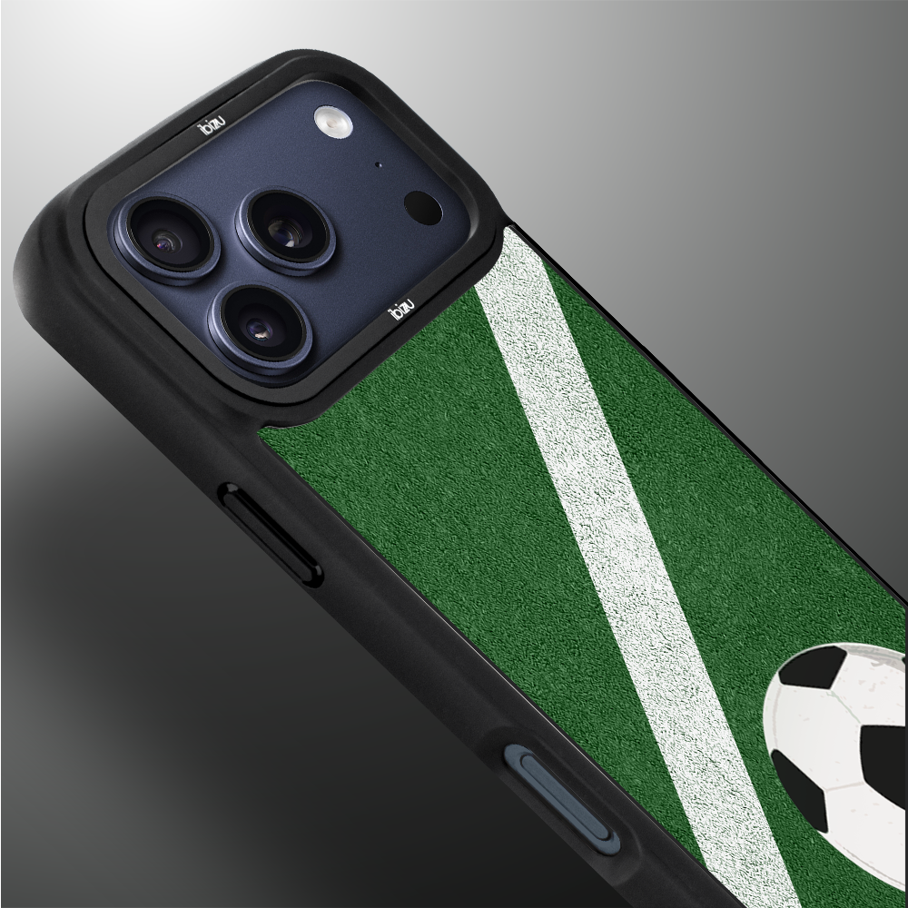 Etui do iPhone 17 Pro Max IBIZU DropGuard Matt z MagSafe, #Move, Przy boisku ip 17 pro-3