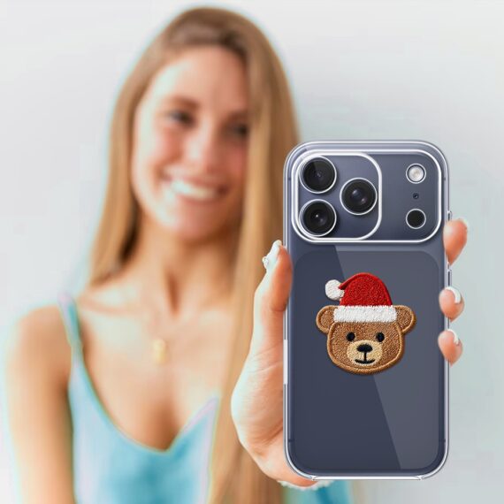 Etui do iPhone 17 Pro Max, Przytulne święta, Miś Mikołajek, przeźroczyste4