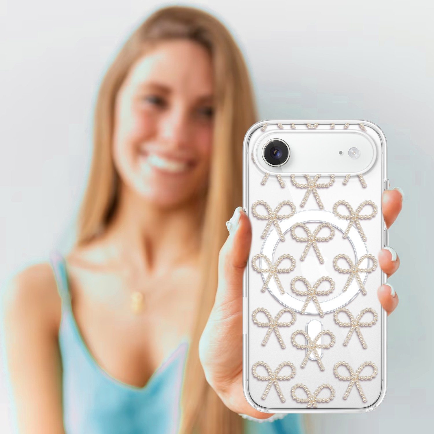 Etui do iPhone Air z MagSafe, Przytulne święta, Złote kokardki, przeźroczyste4