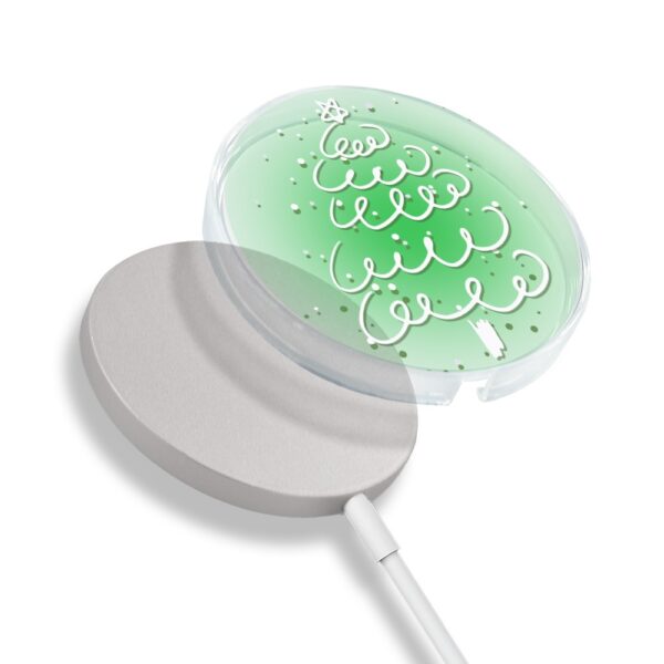 Etui na ładowarkę MagSafe antypoślizgowe, transparentne z nadrukiem malowana zielona choinka 17 pro-4