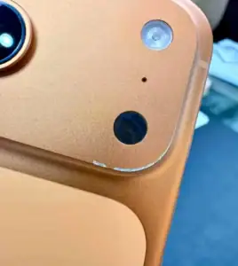 porysowany iPhone 17 Pro