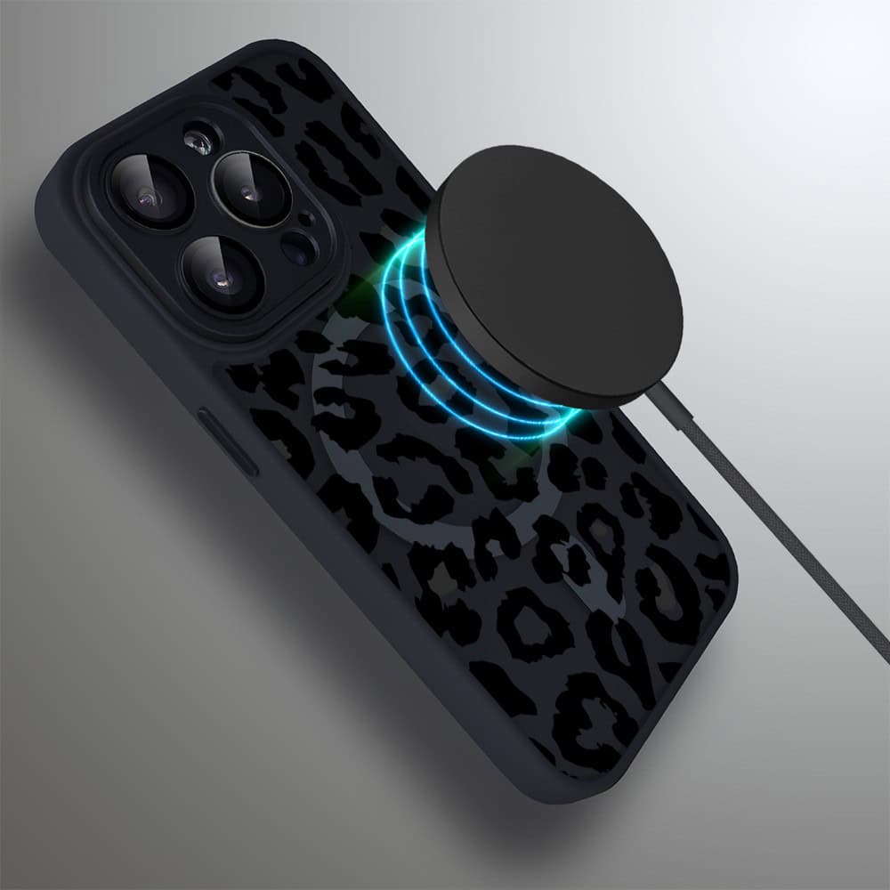 Etui do iPhone 15 Pro Max Color Flush z MagSafe, z osłoną aparatu, subtelna panterka, czarne (1)