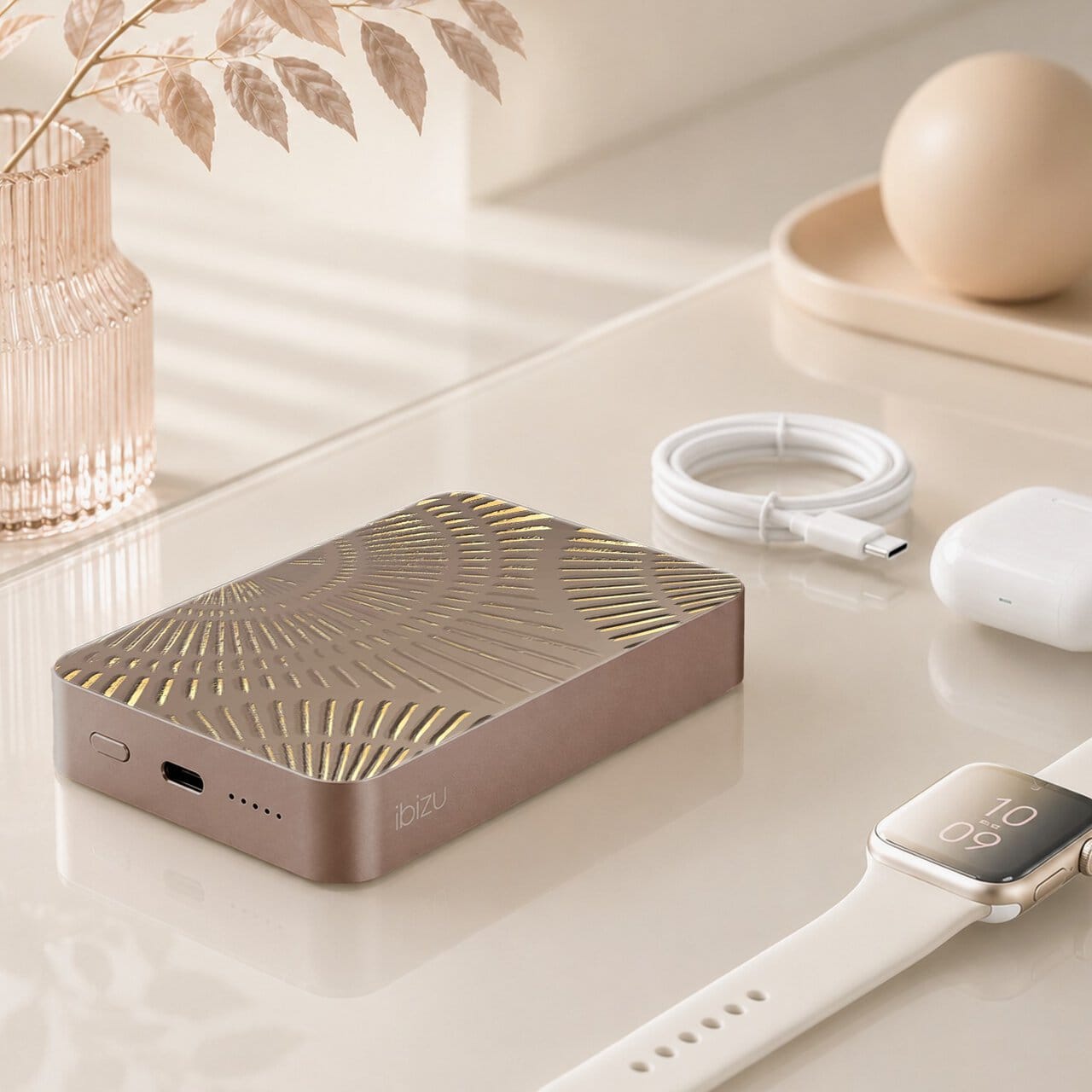Powerbank IBIZU MagPower 10k do iPhone z MagSafe, solidny, aluminiowy, 10 000 mAh, Boski promień, pustynny (5)