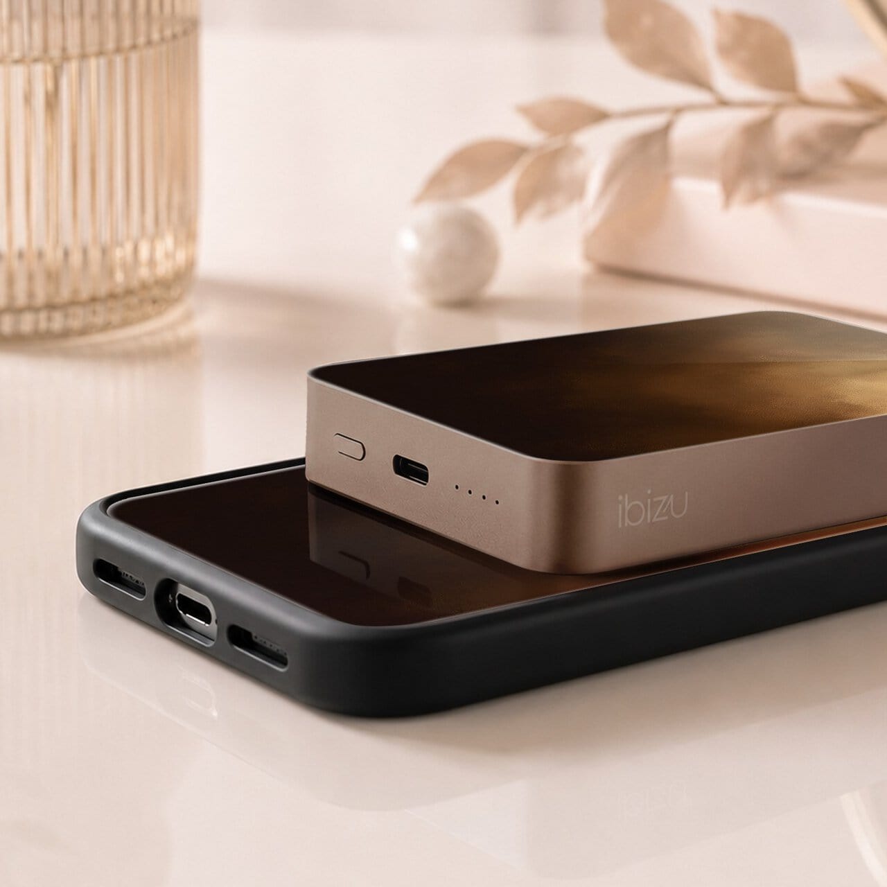Powerbank IBIZU MagPower 10k do iPhone z MagSafe, solidny, aluminiowy, 10 000 mAh, Desert storm, pustynny (8)