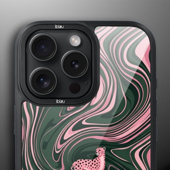 Etui do iPhone 15 Pro IBIZU DropGuard Matt z MagSafe, Bella Fantasia, Dzika pantera (6)